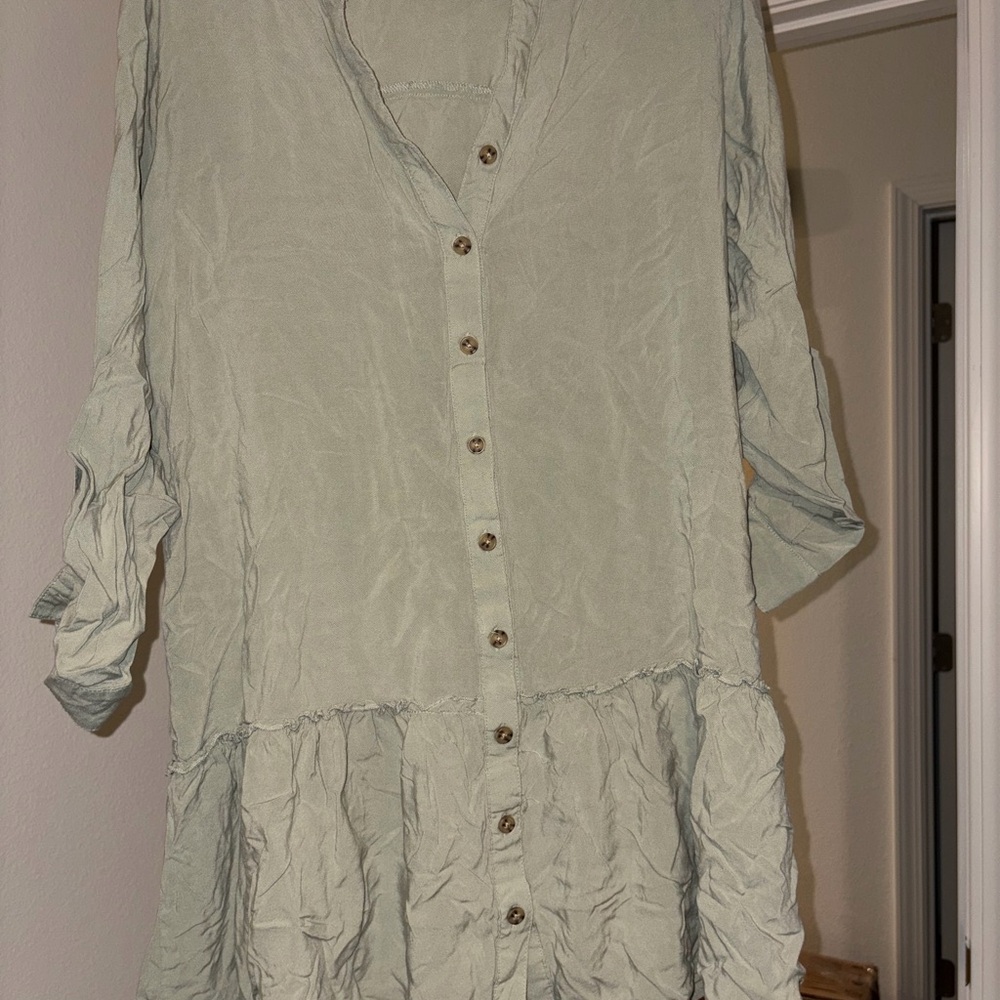 Eyeshadow Sage Green dress